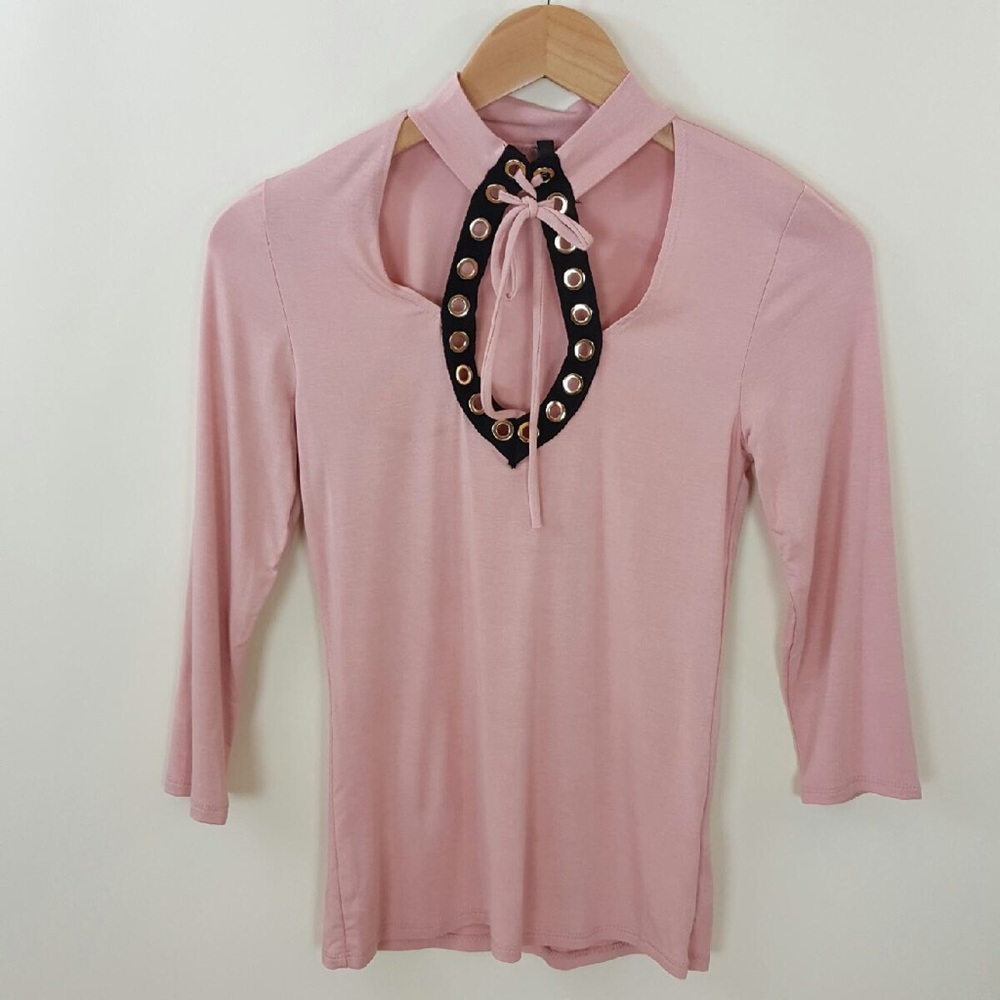 COPY - Tie front cut out top